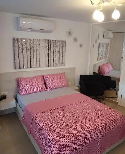 Psillias House